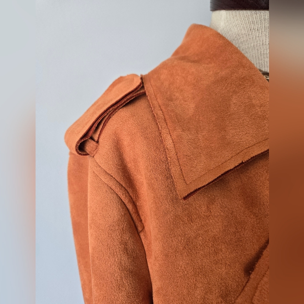 Bagatelle Burnt Orange Soft Faux Suede Ooen Front Jacket. Size M - Picture 4 of 14